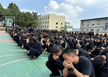 云南兴滇技工学校2025年中专招生简章